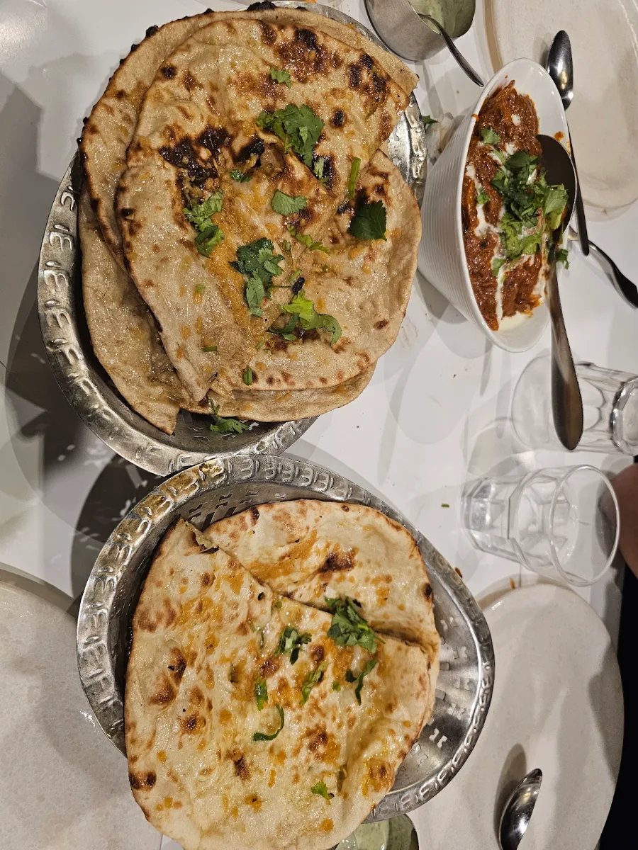 Garlic Tandoori Roti
