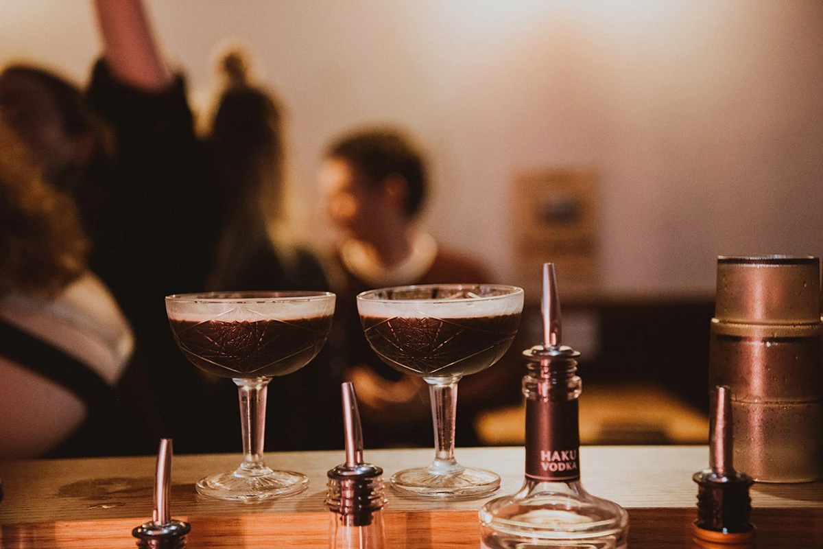 Highlights, Jams Karaoke & Bar