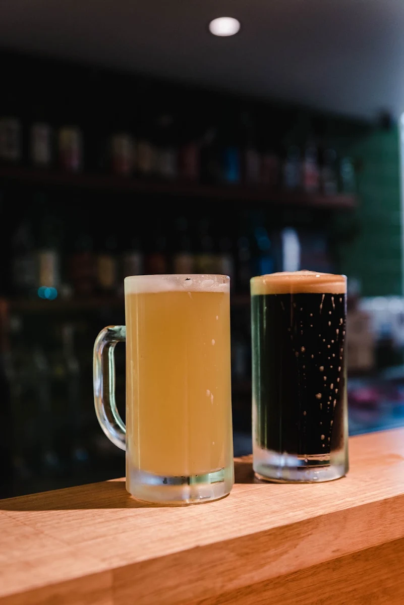 Highlights, Jams Karaoke & Bar