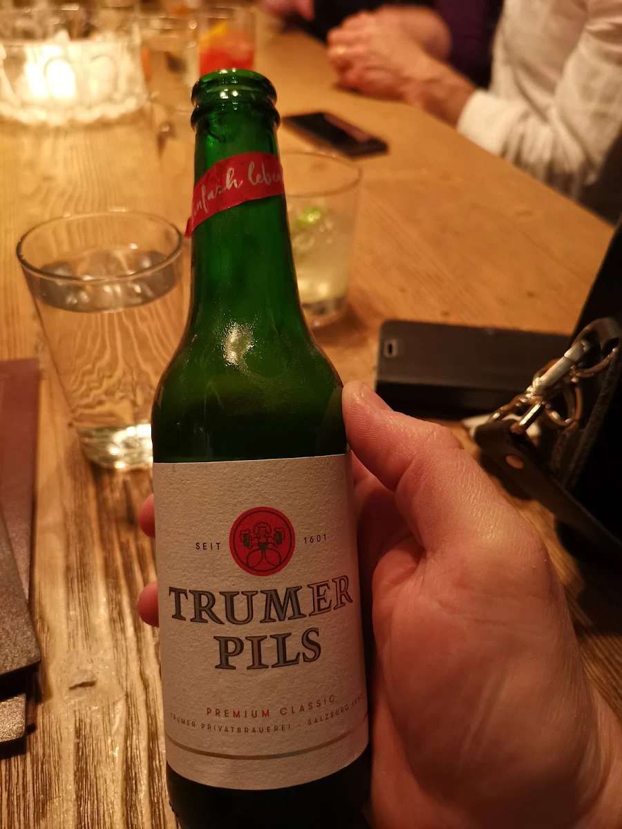 Pilsner, Beneath Driver Lane