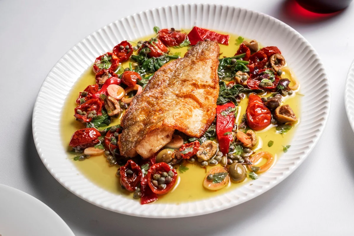 Highlights, Ananas Bar & Brasserie