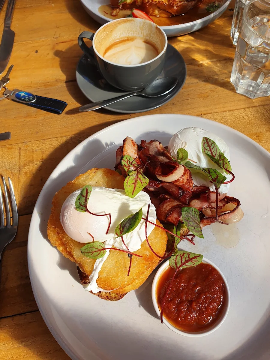 Bacon Hash Stack, Kincumber post cafe