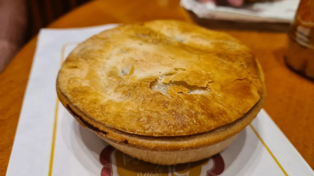 Beef Pie, Miss Maud 160 Central