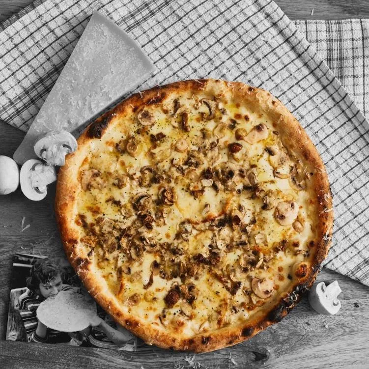 Highlights, Johnny Gio's Pizza Mascot