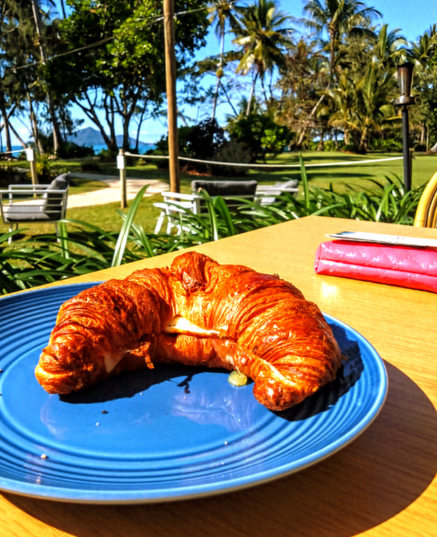 Bacon & Egg Croissant