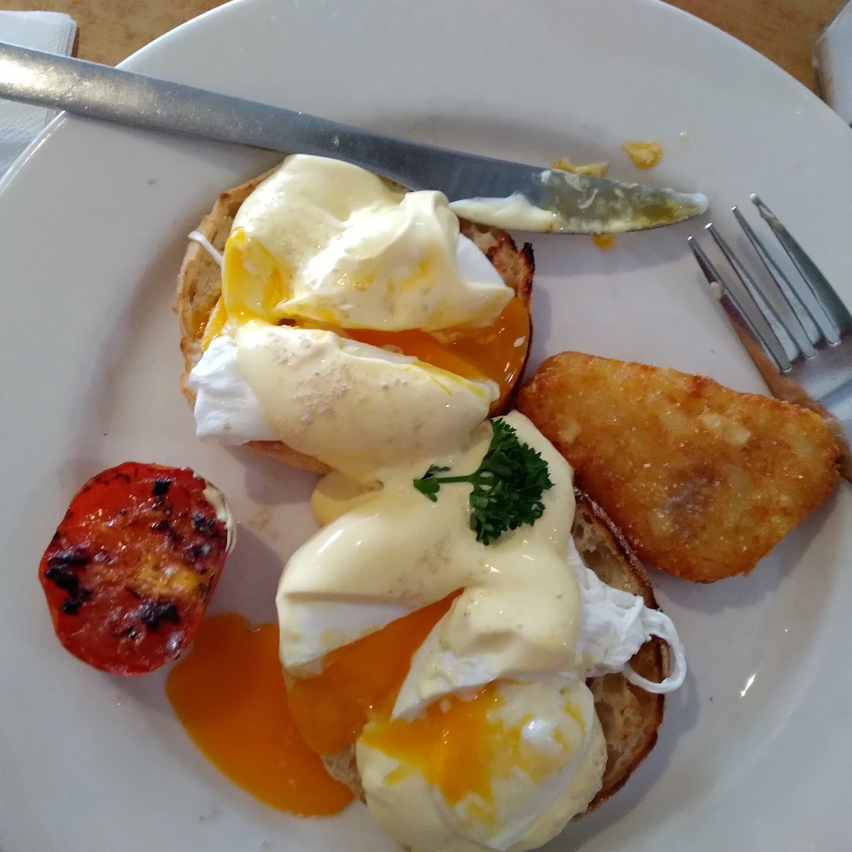 Eggs Florentine, Luv a Coffee Beenleigh