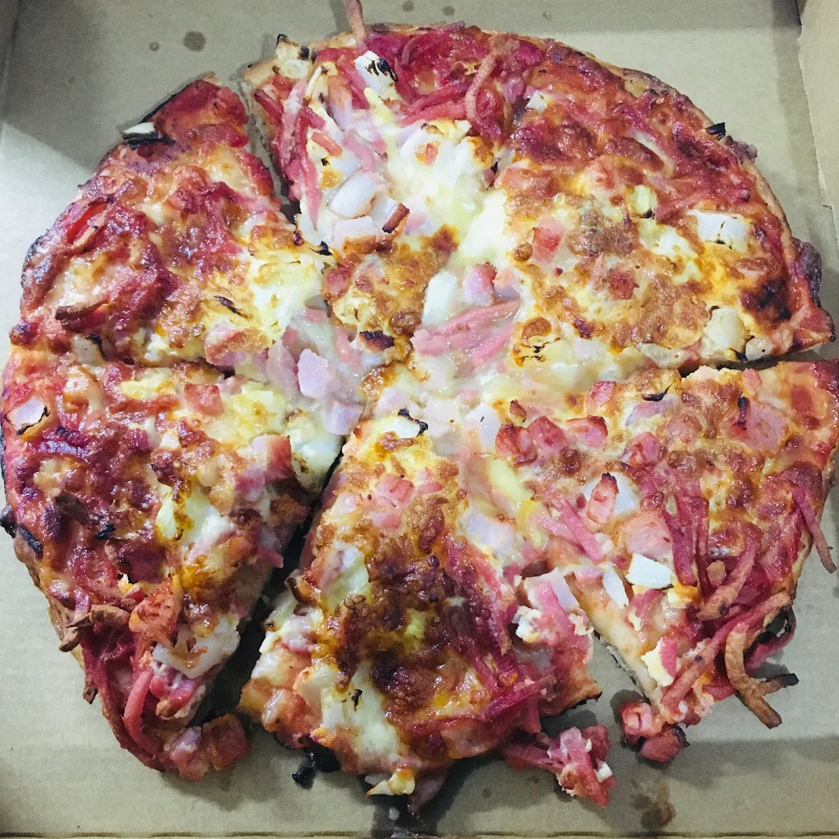 Highlights, Pompeo's Pizza