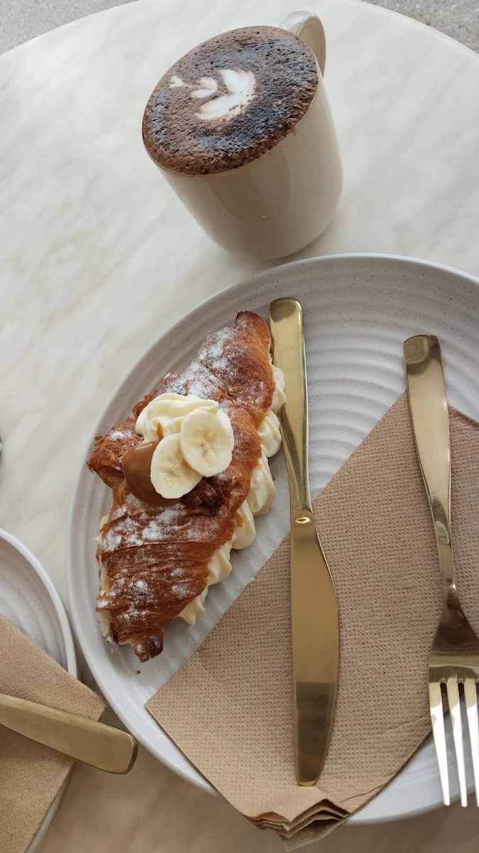 Highlights, Peterson's Patisserie