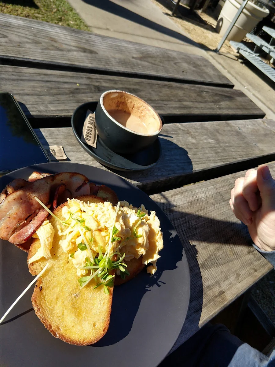 Scrambled Eggs, Amoretti's Abbotsbury