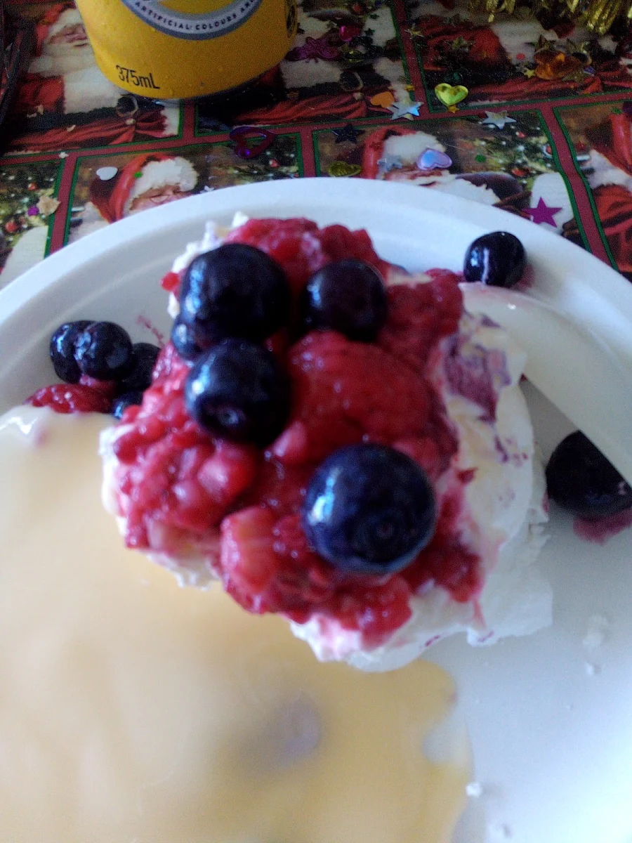 Raspberry and Macroon, Brooklyn's Burger Bar Espresso Park Beach Plaza
