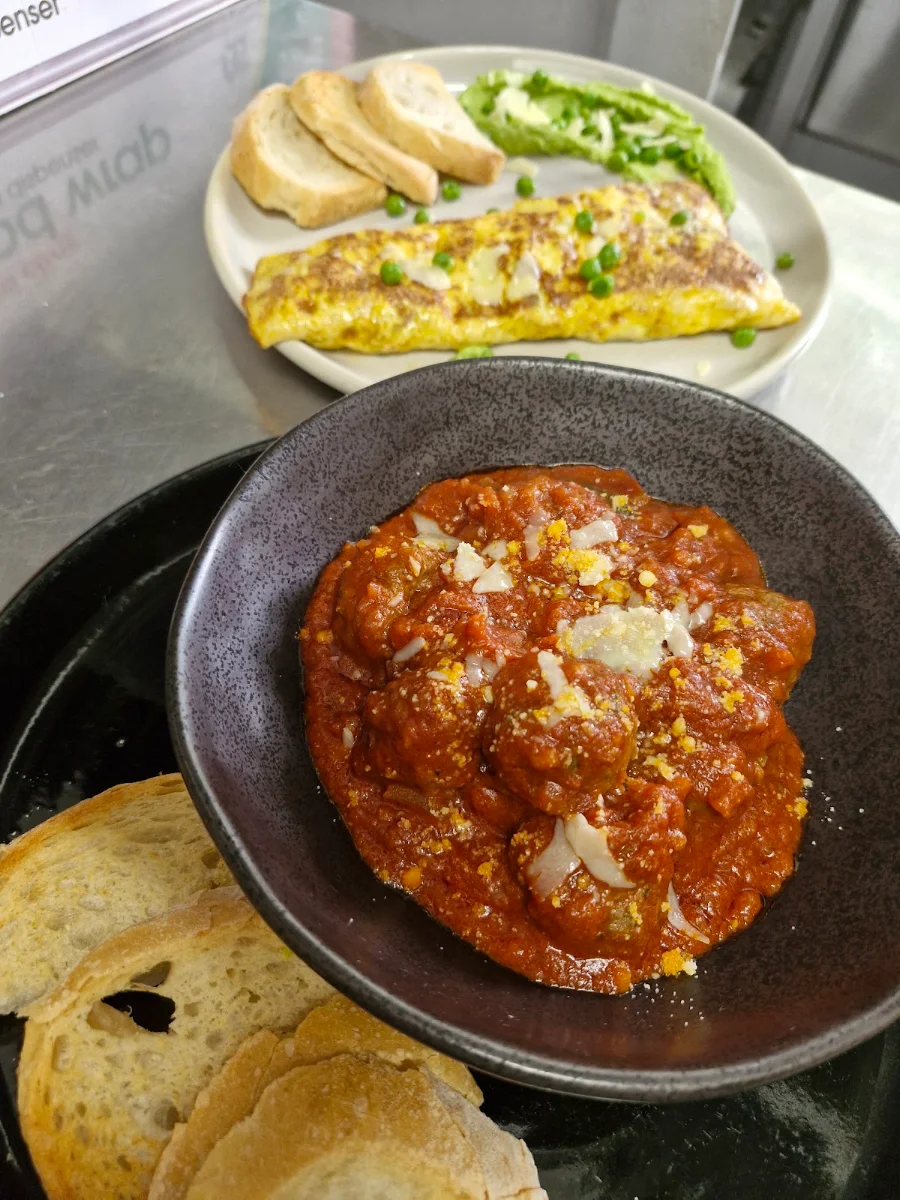 Highlights, Agatha Coffeeshop & Eatery