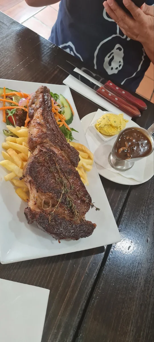 1kg Rib Eye Steak with Garlic Butter and Mushroom Sauce