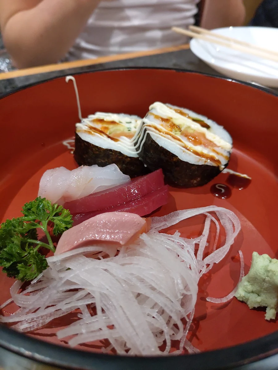 Sushi Combo, Kobe Teppanyaki Japanese Restaurant