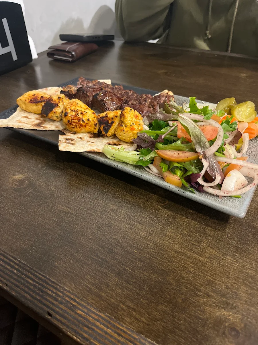 Highlights, Atra Restaurant
