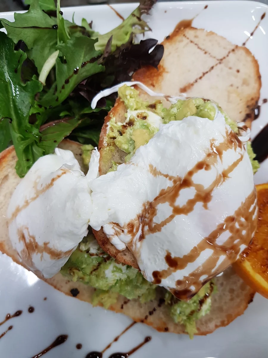 Smashed Avocado, EAT@JAMES TRUGANINA