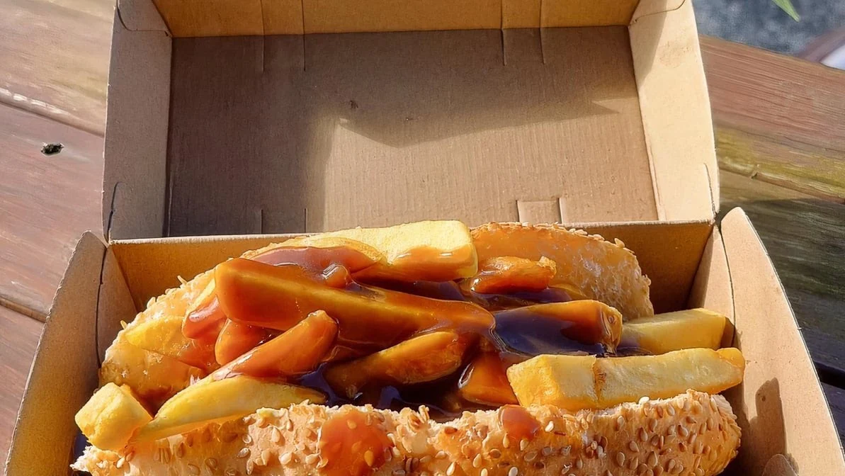 Highlights, Snak A Tak Takeaway & Cafe