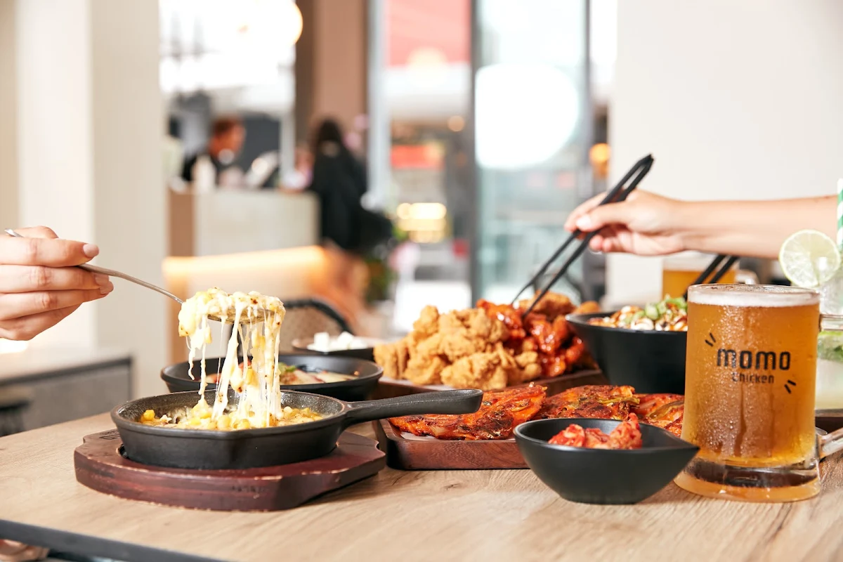 Highlights, Momo Chicken