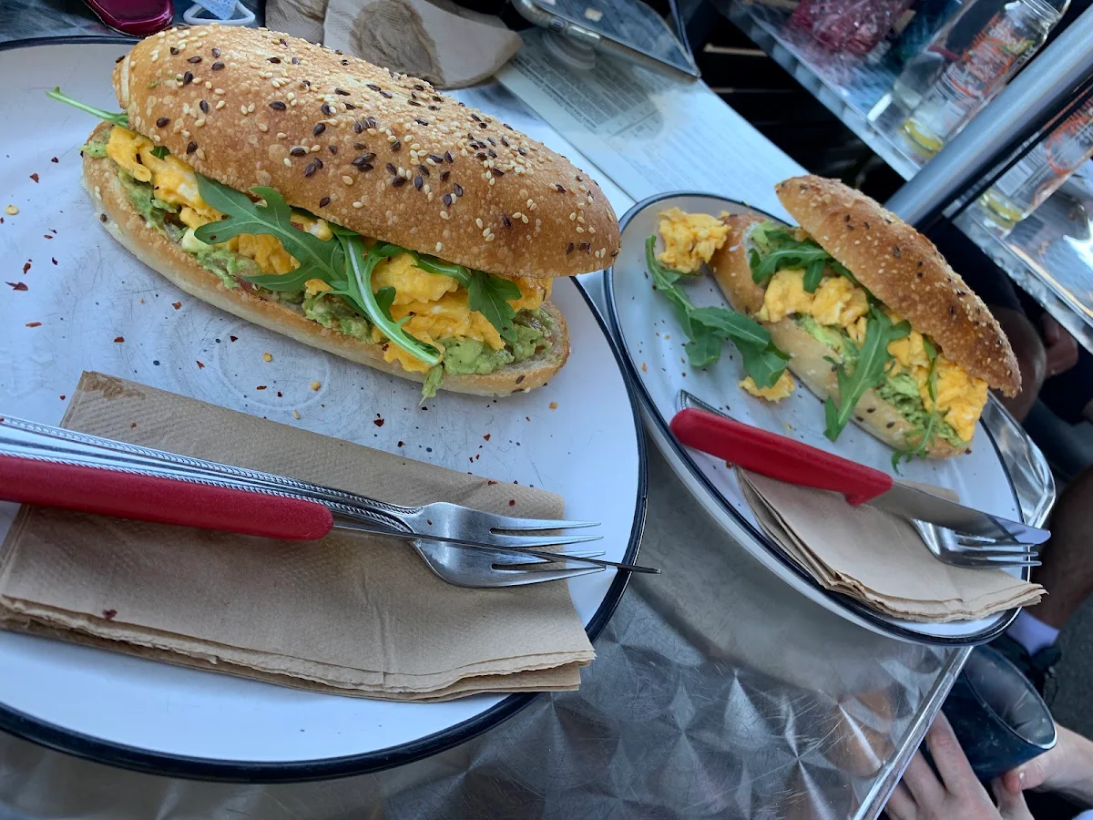 Chilli Eggs, Mr Brownstone