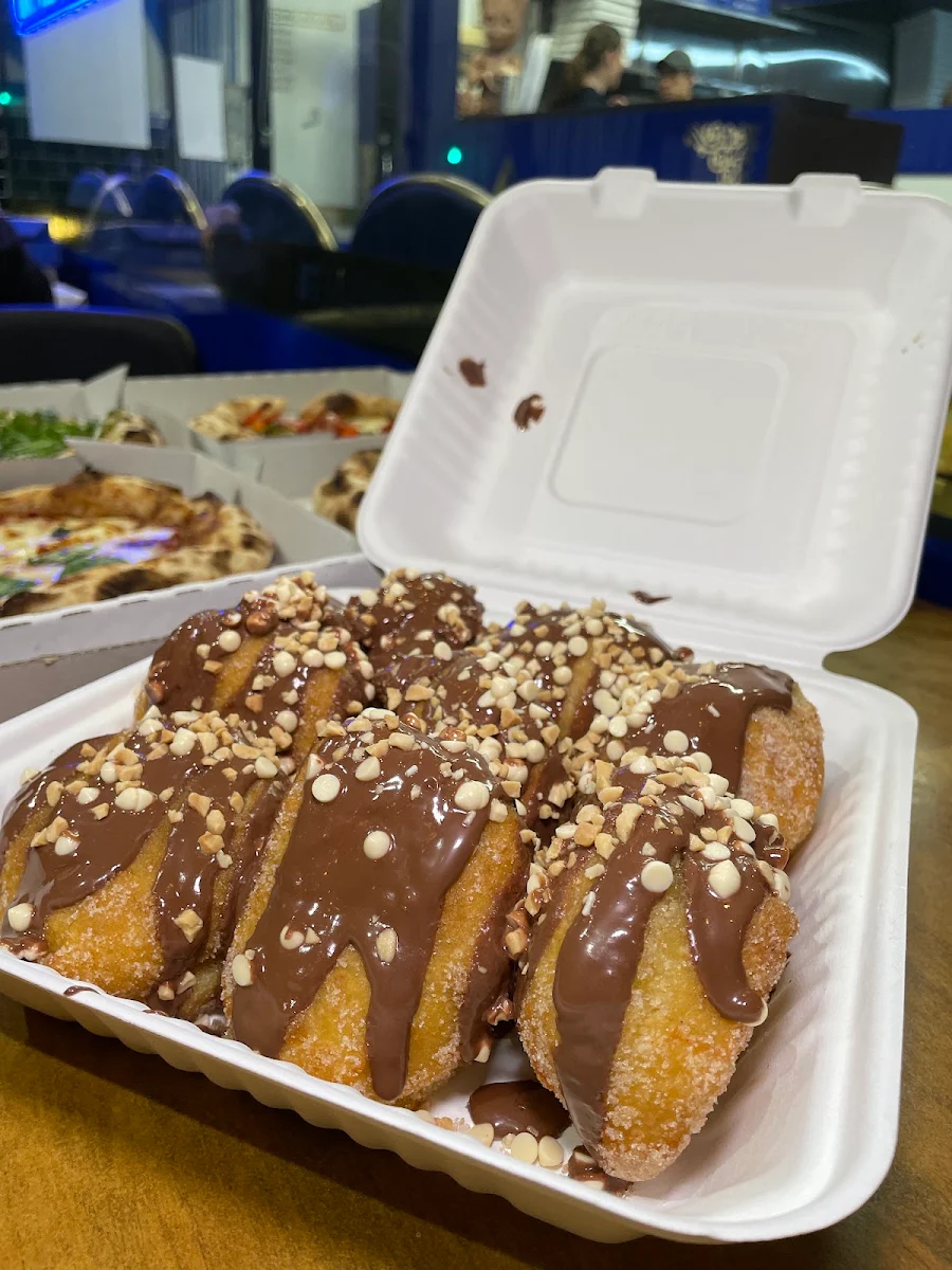 Highlights, St Albert's Pizzeria - Mont Albert