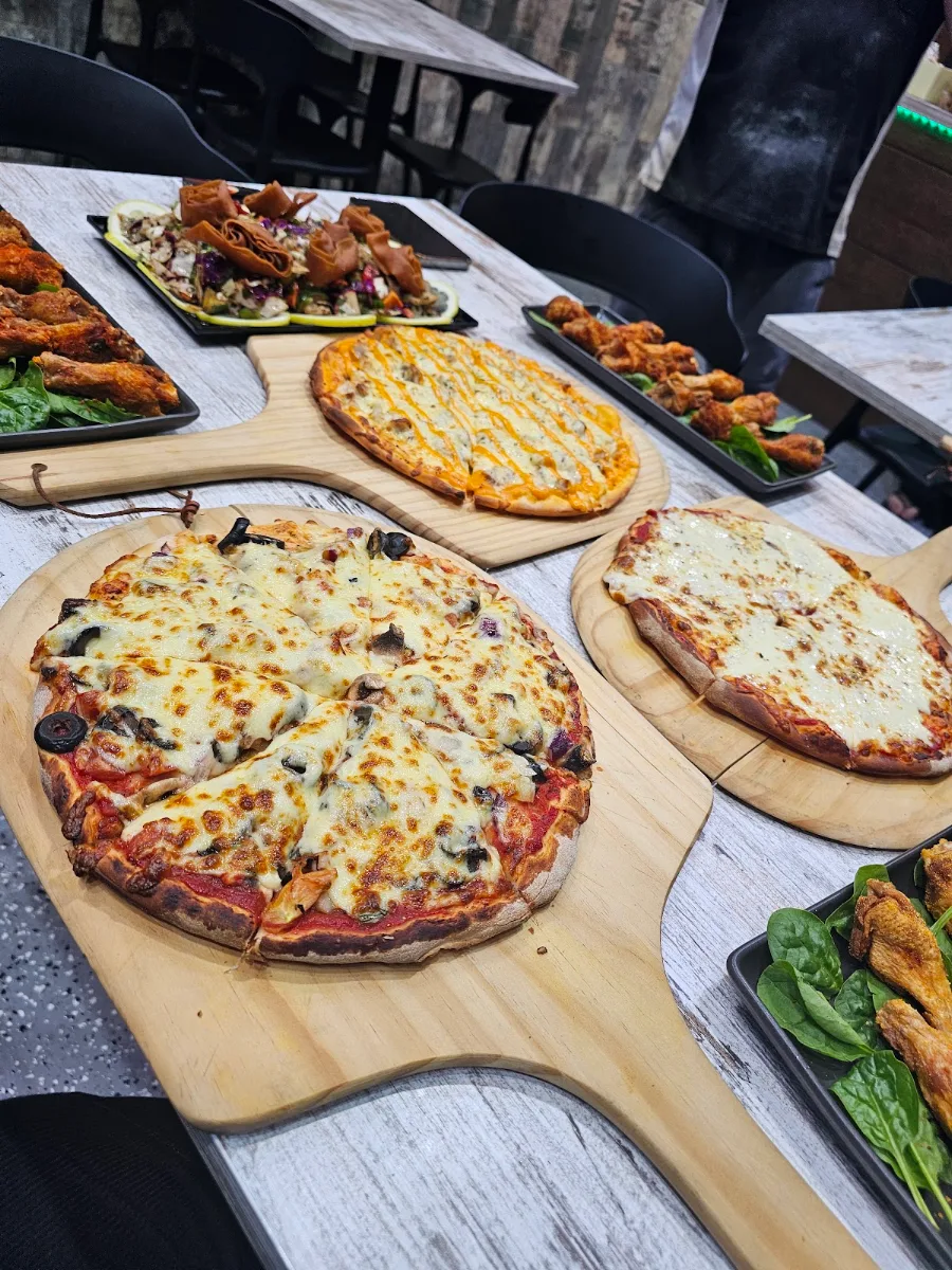 Highlights, Lulu's Bakery & Cafe