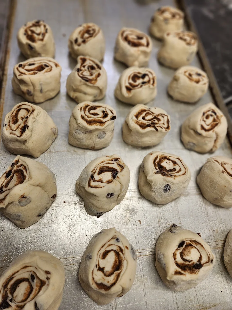 Highlights, Tas's Bakery
