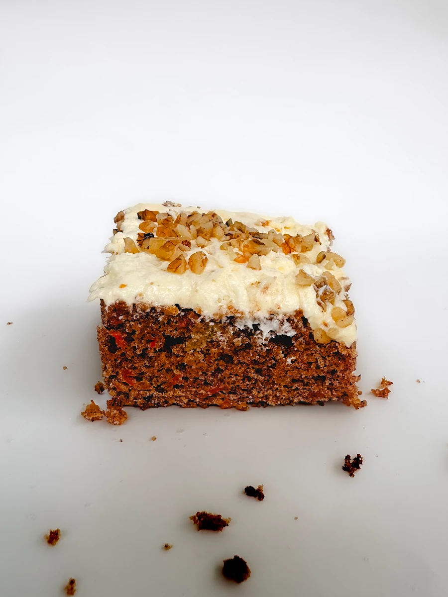 Highlights, Tas's Bakery