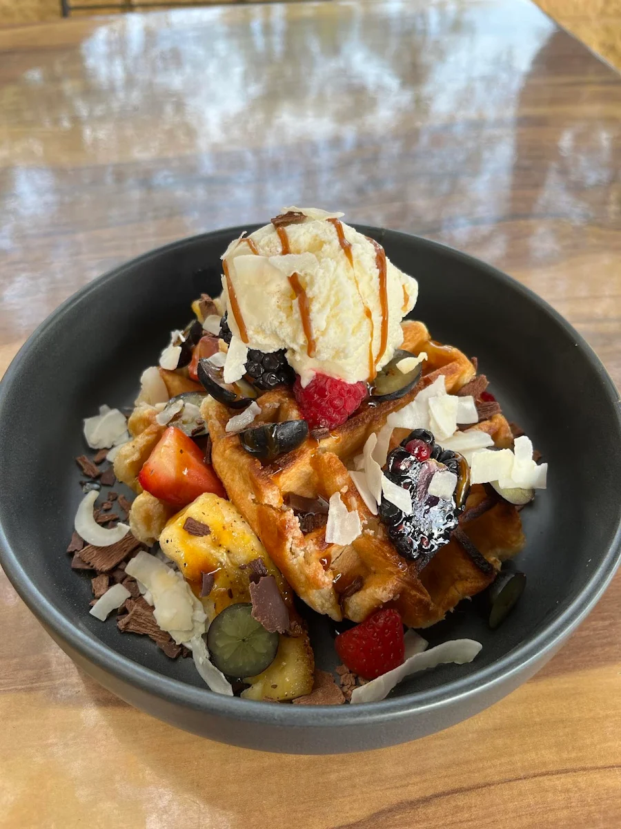 Waffles, Ronnie's