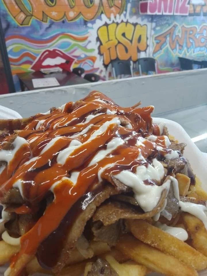 Large HSP with Garlic and Hot Chilli Sauce