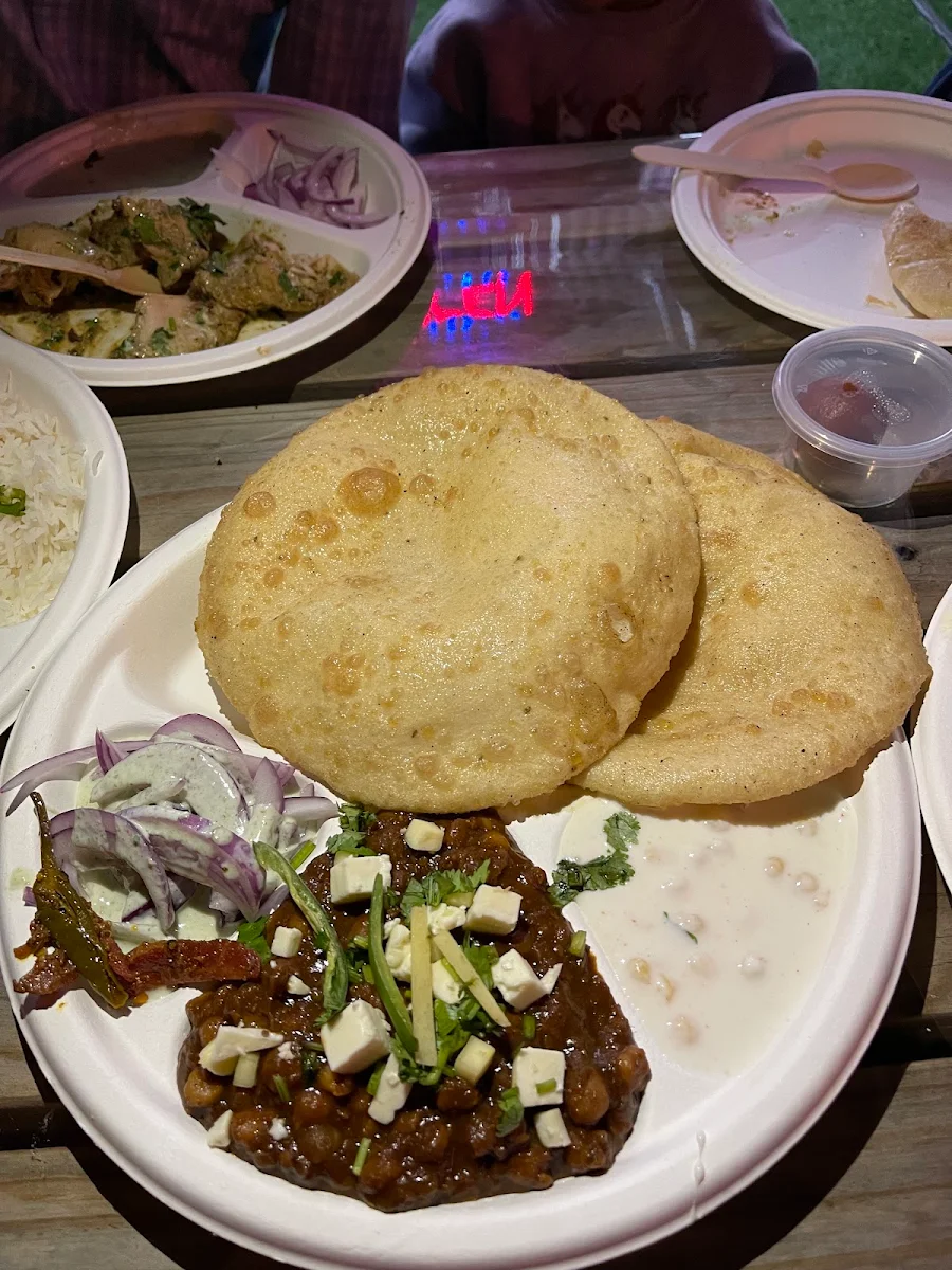 Mutton with Kulcha, Royal Turban Tadka