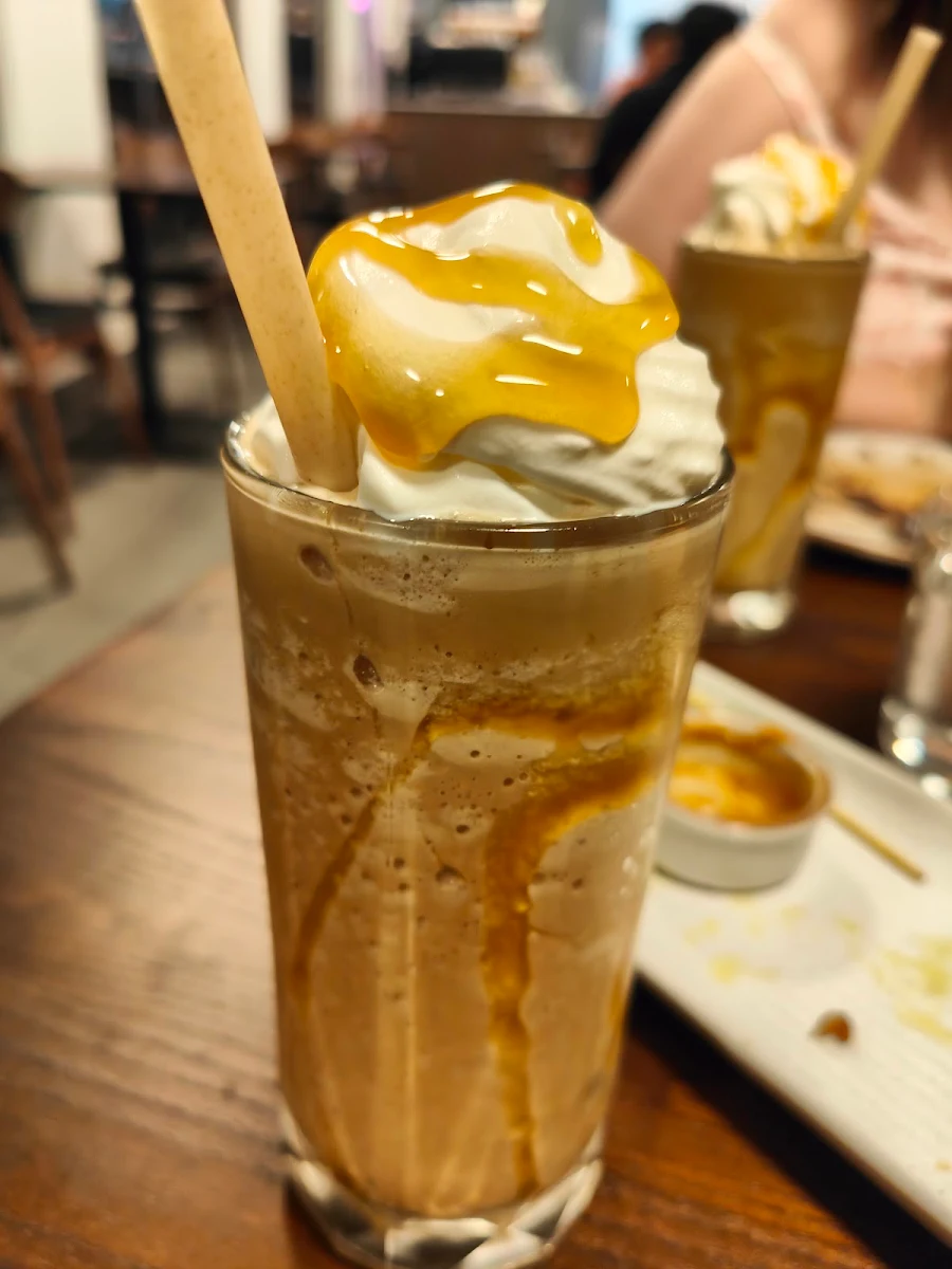 Frappe, Q Eats