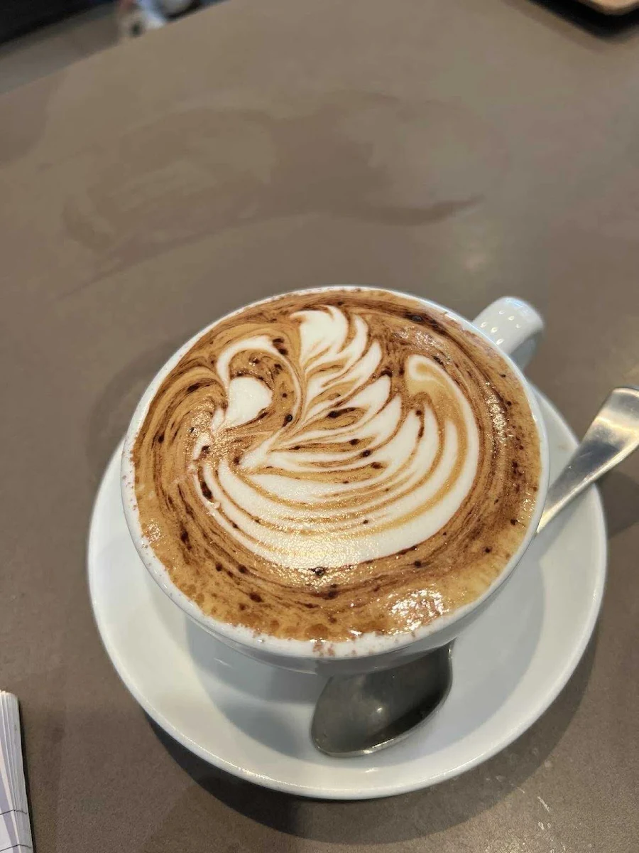 Highlights, Cafe Arno