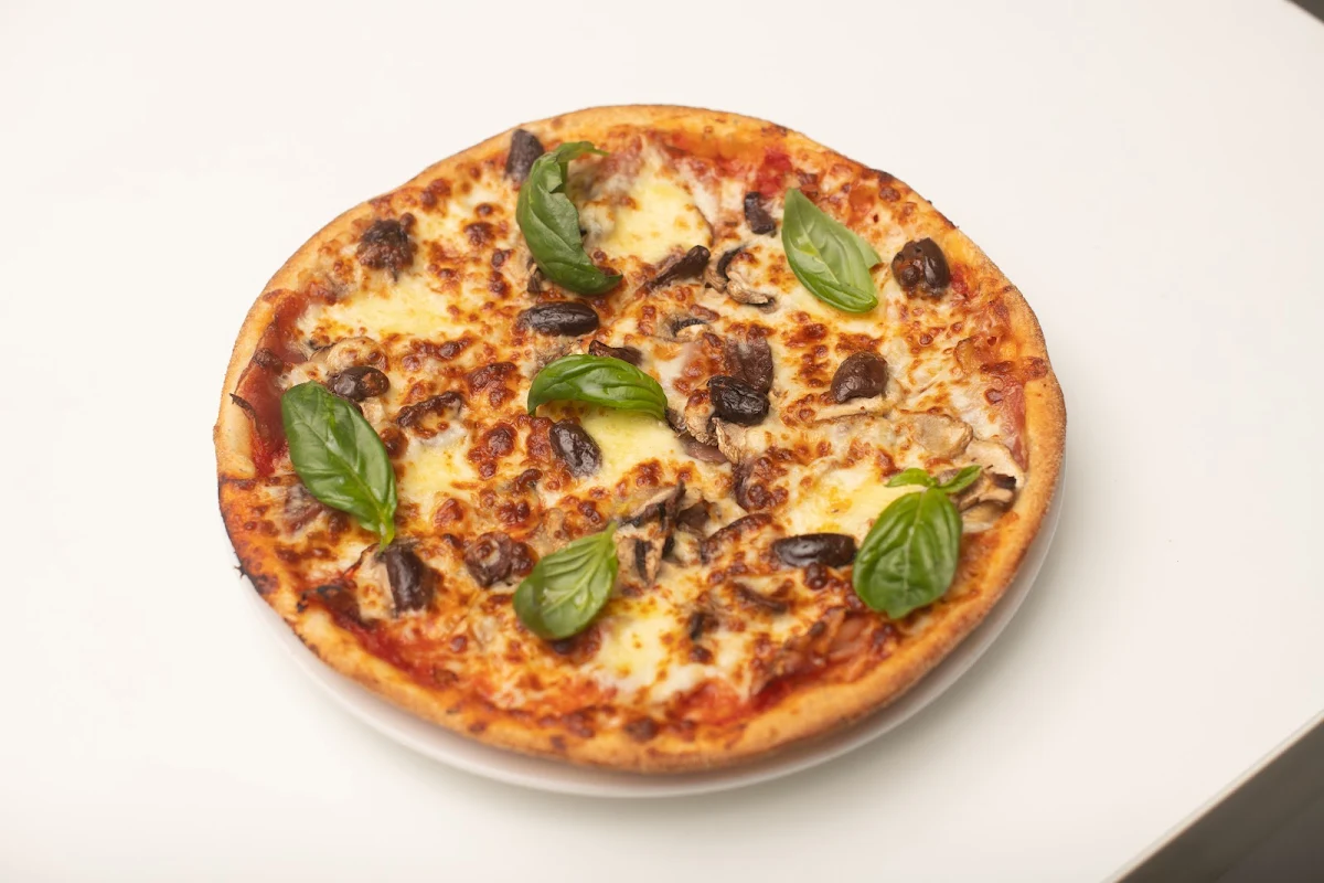 Highlights, Surrey Hills Handcrafted Pizza & Burger