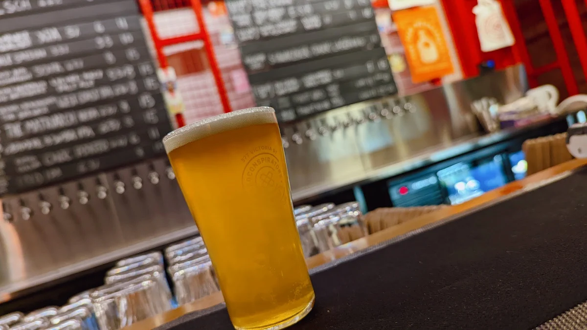 Highlights, Co-conspirators Brewpub