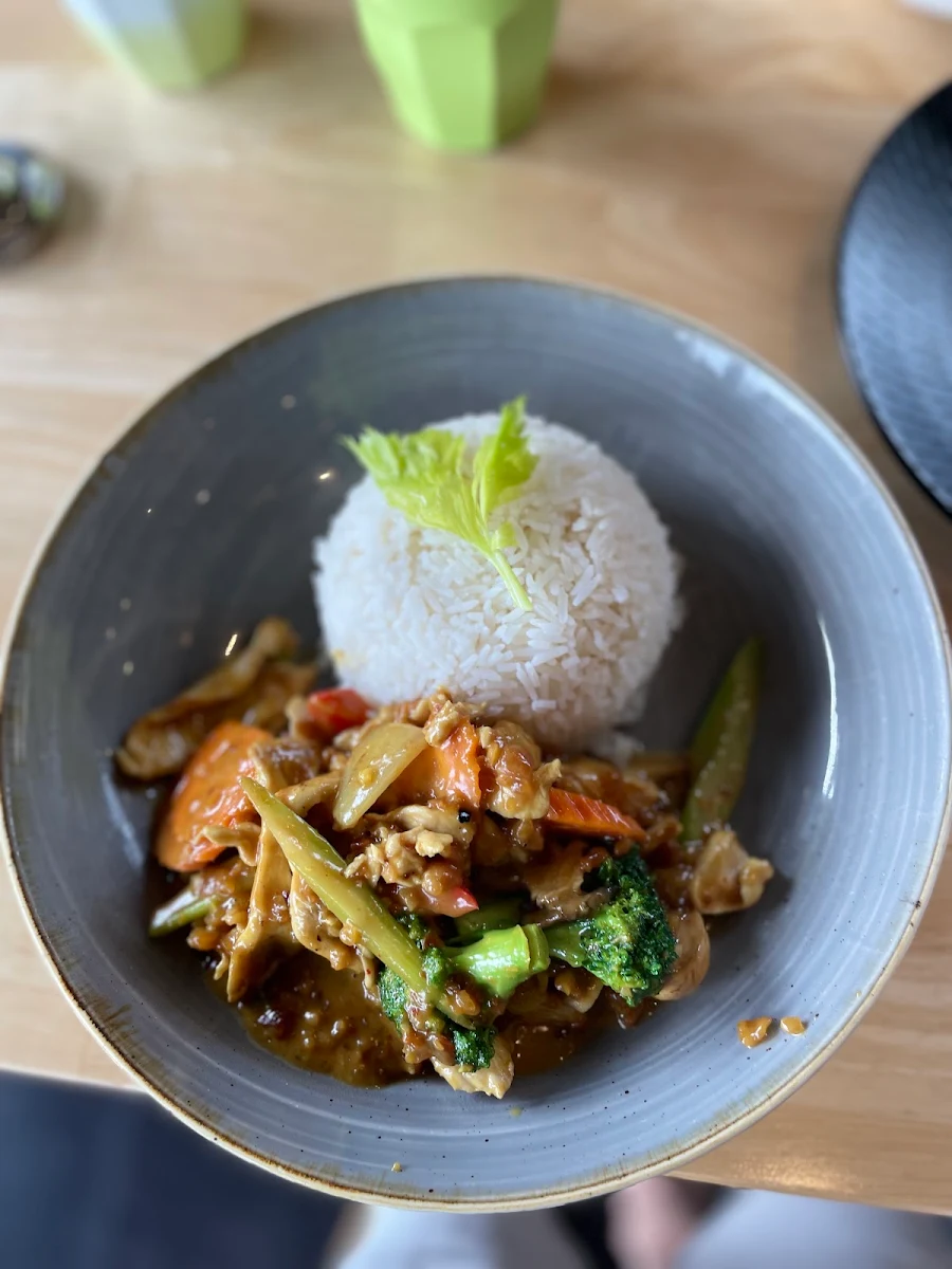 Highlights, Noodle Hut Thai and Noodle
