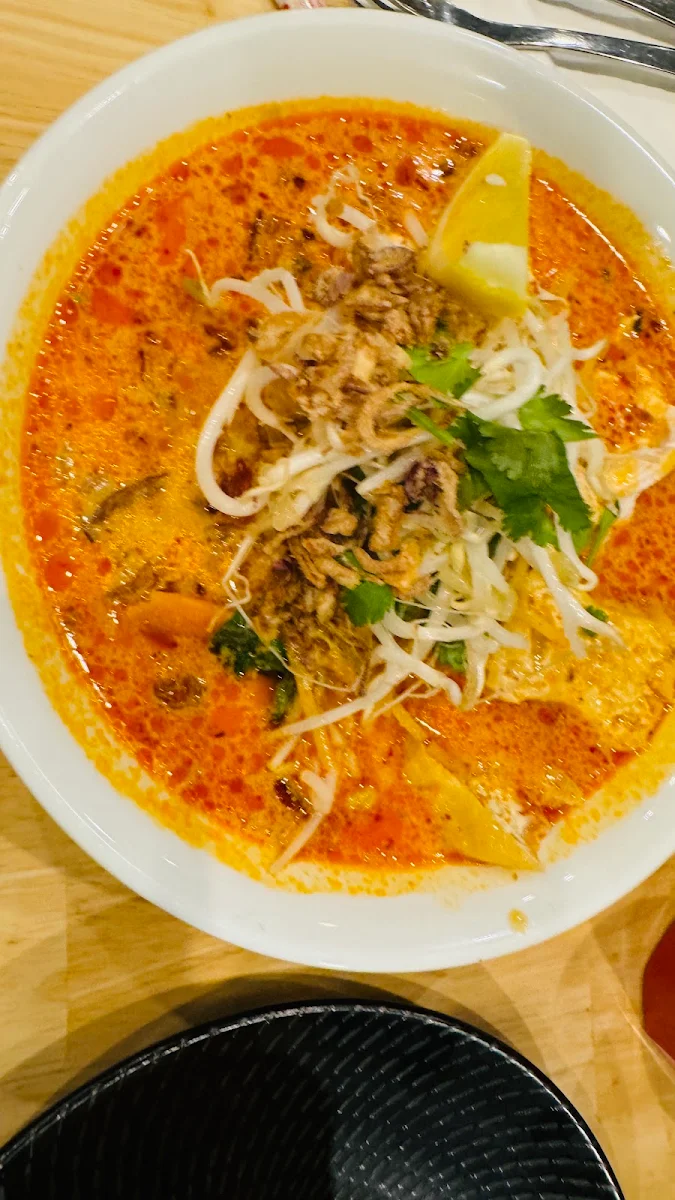 Highlights, Noodle Hut Thai and Noodle