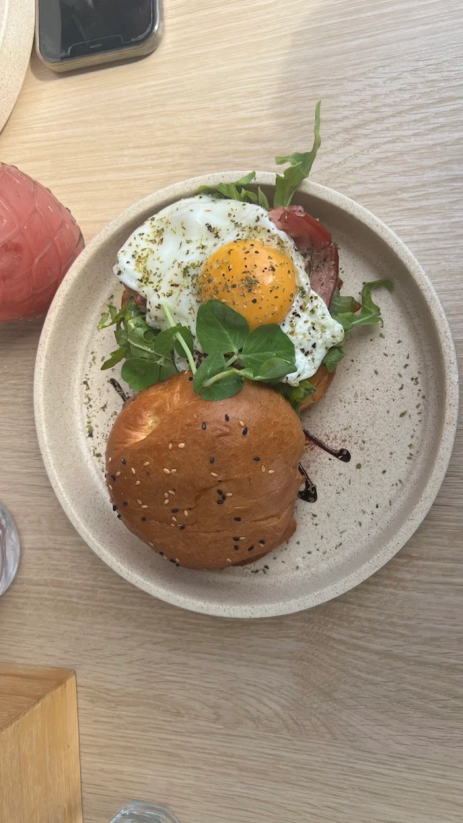 Egg & Bacon Burger