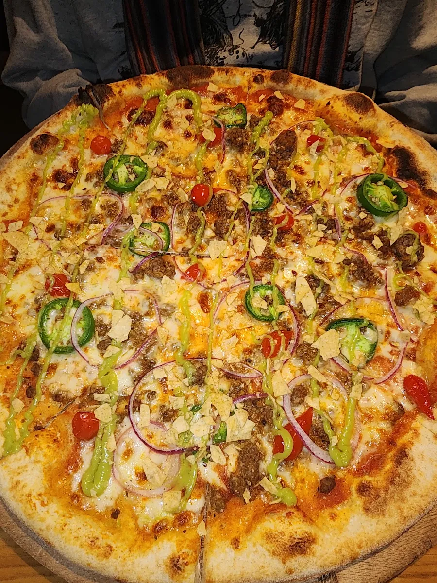 Minced Beef Pizza, Empire Bar