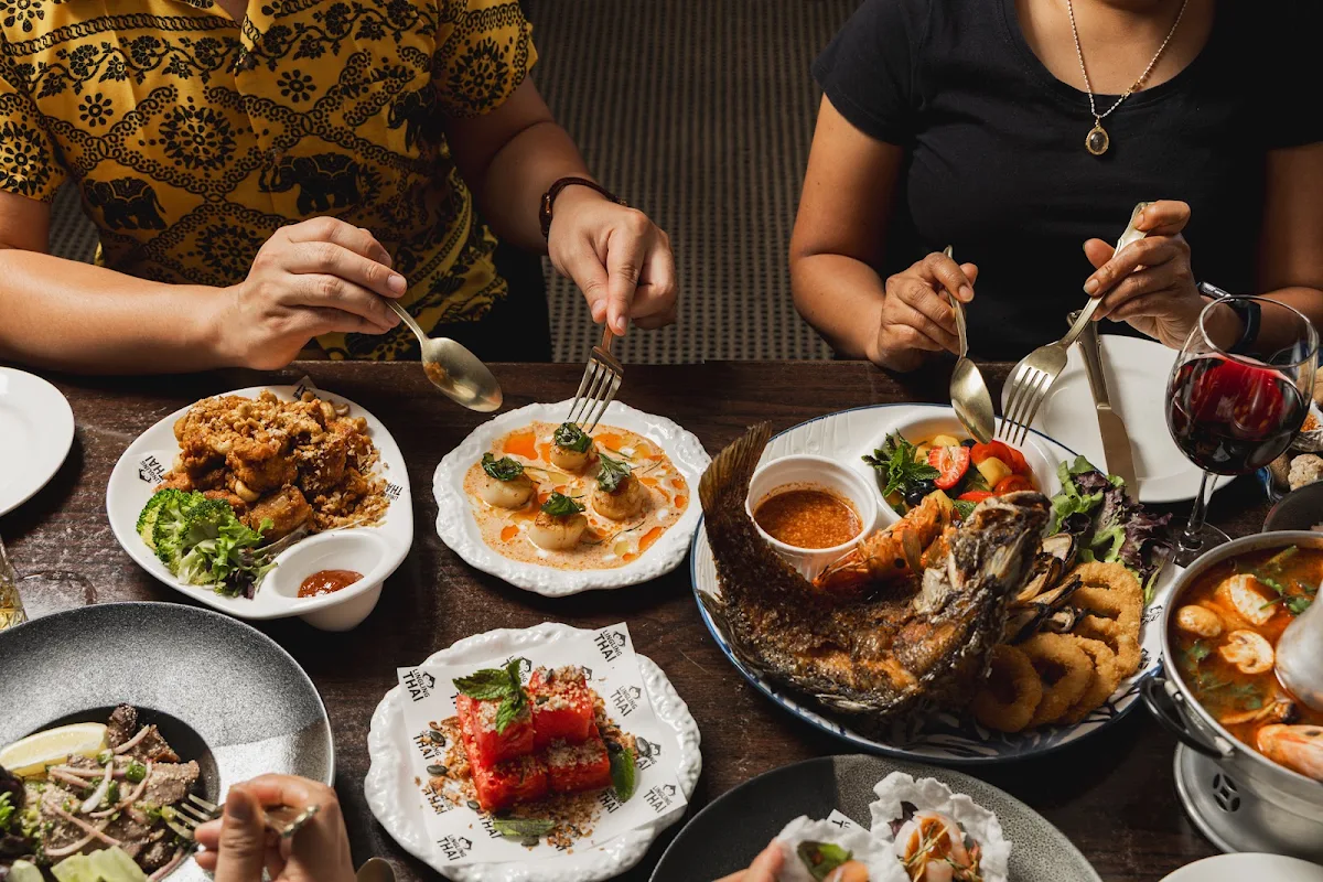 Highlights, Ling Ling Thai Dubbo