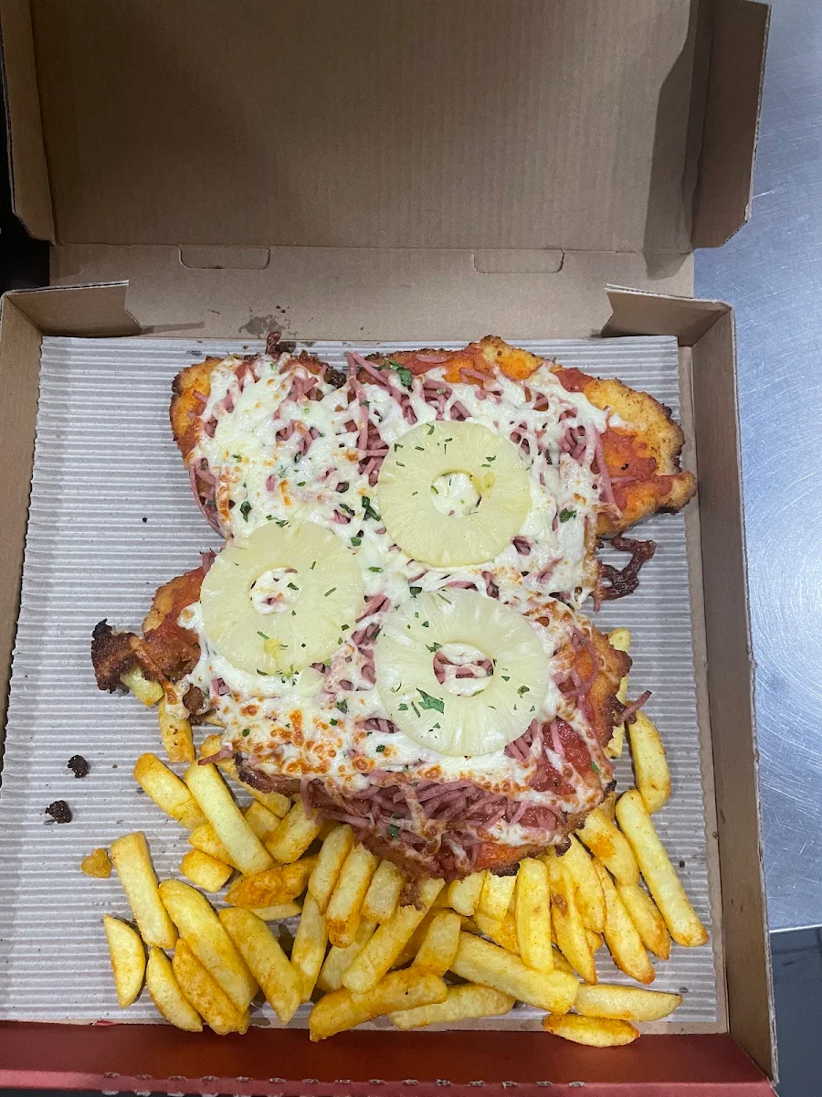 Highlights, Salisbury Pizza Kitchen