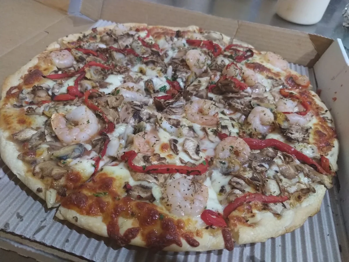 Highlights, Salisbury Pizza Kitchen
