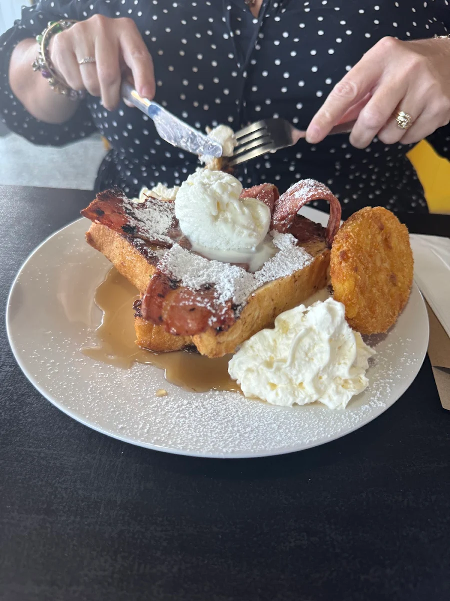 Brioche French Toast with Caramelised Peaches