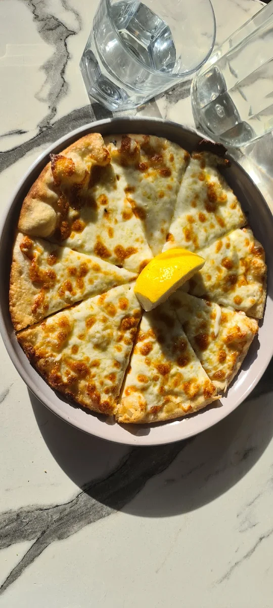 Garlic Bread, Breeze Cafe & Bar