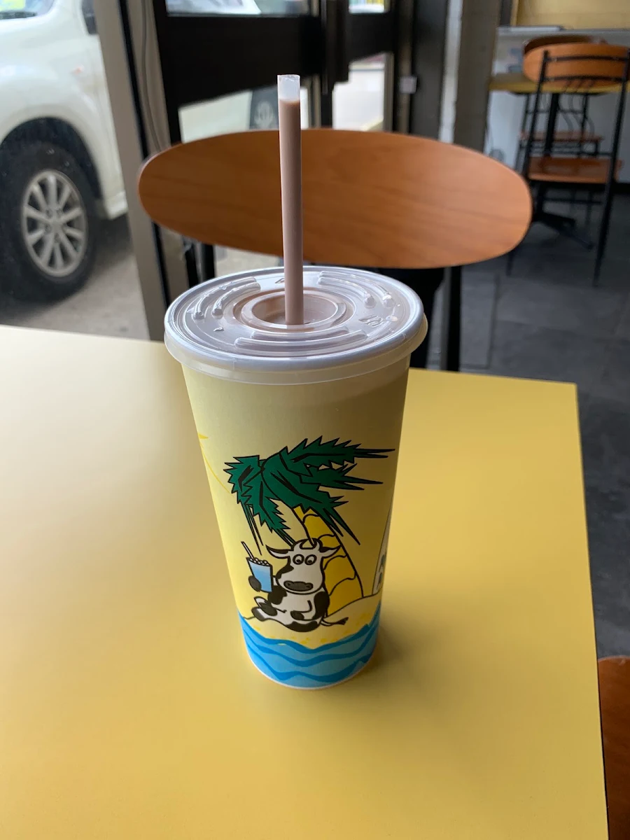 Large Thick Shake, Carousel Ice-Cream, Cake and FroYo/Acai