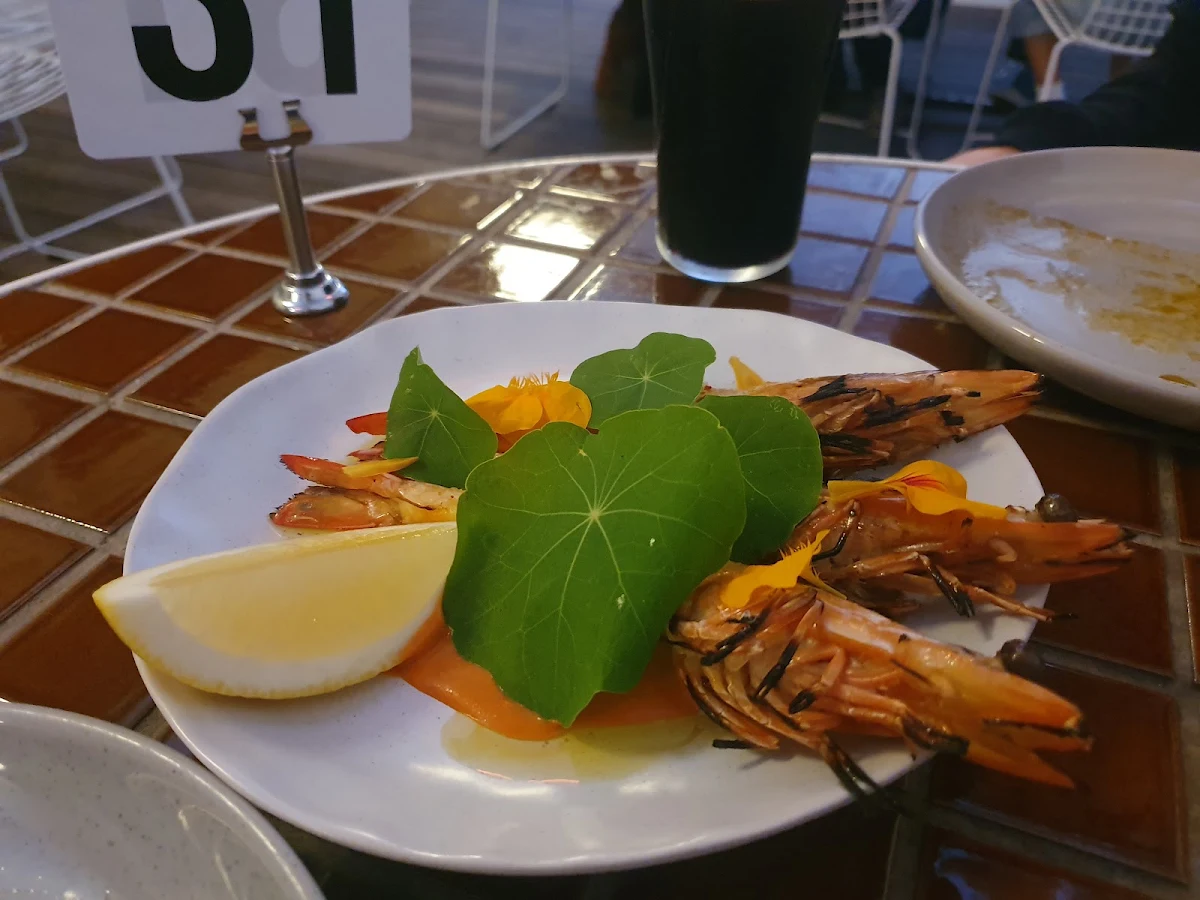 King Prawn, The Corner Dairy