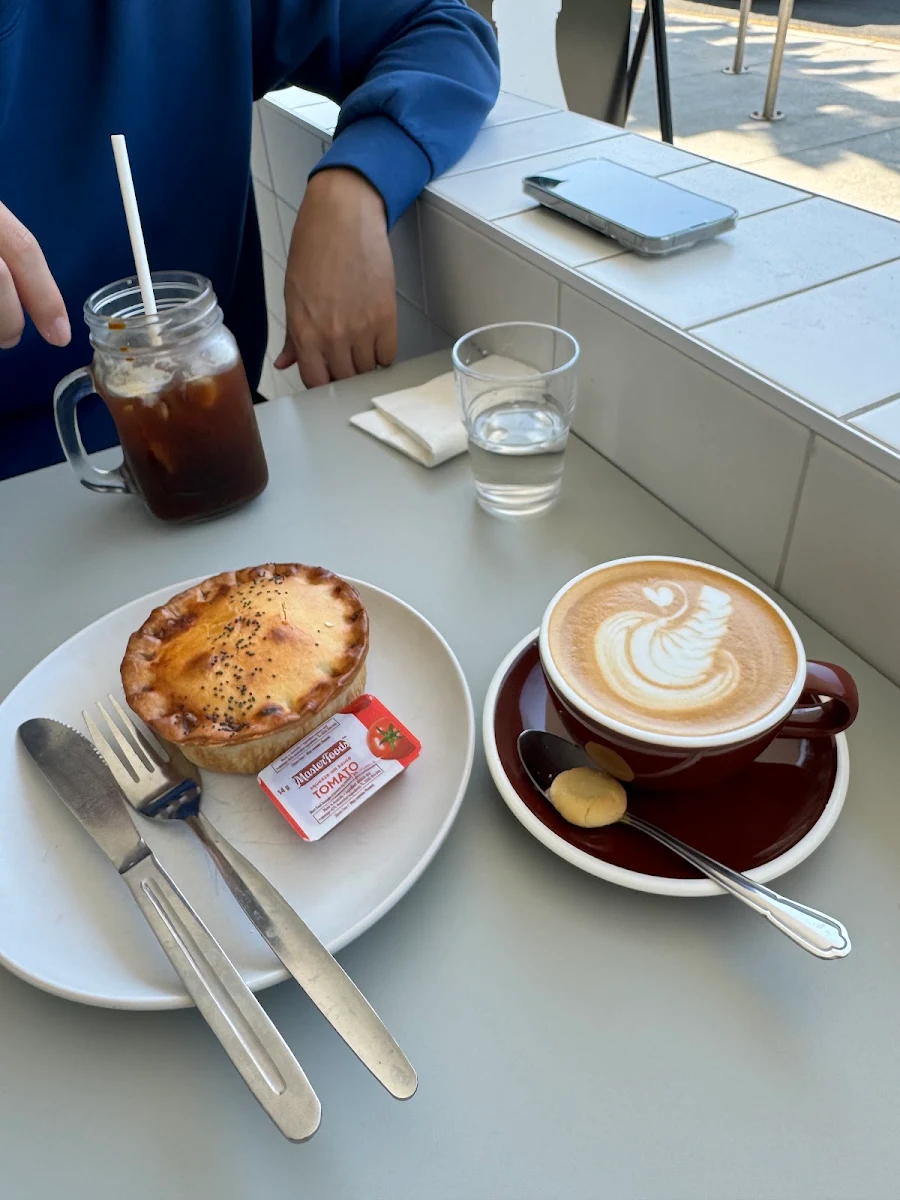 Highlights, Halcyon Coffee House