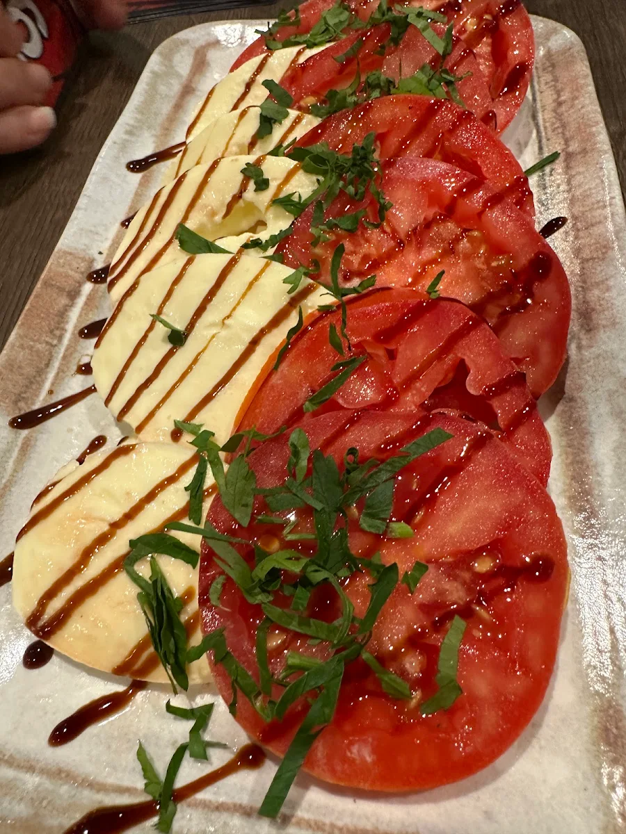Tomato and Mozzarella Salad