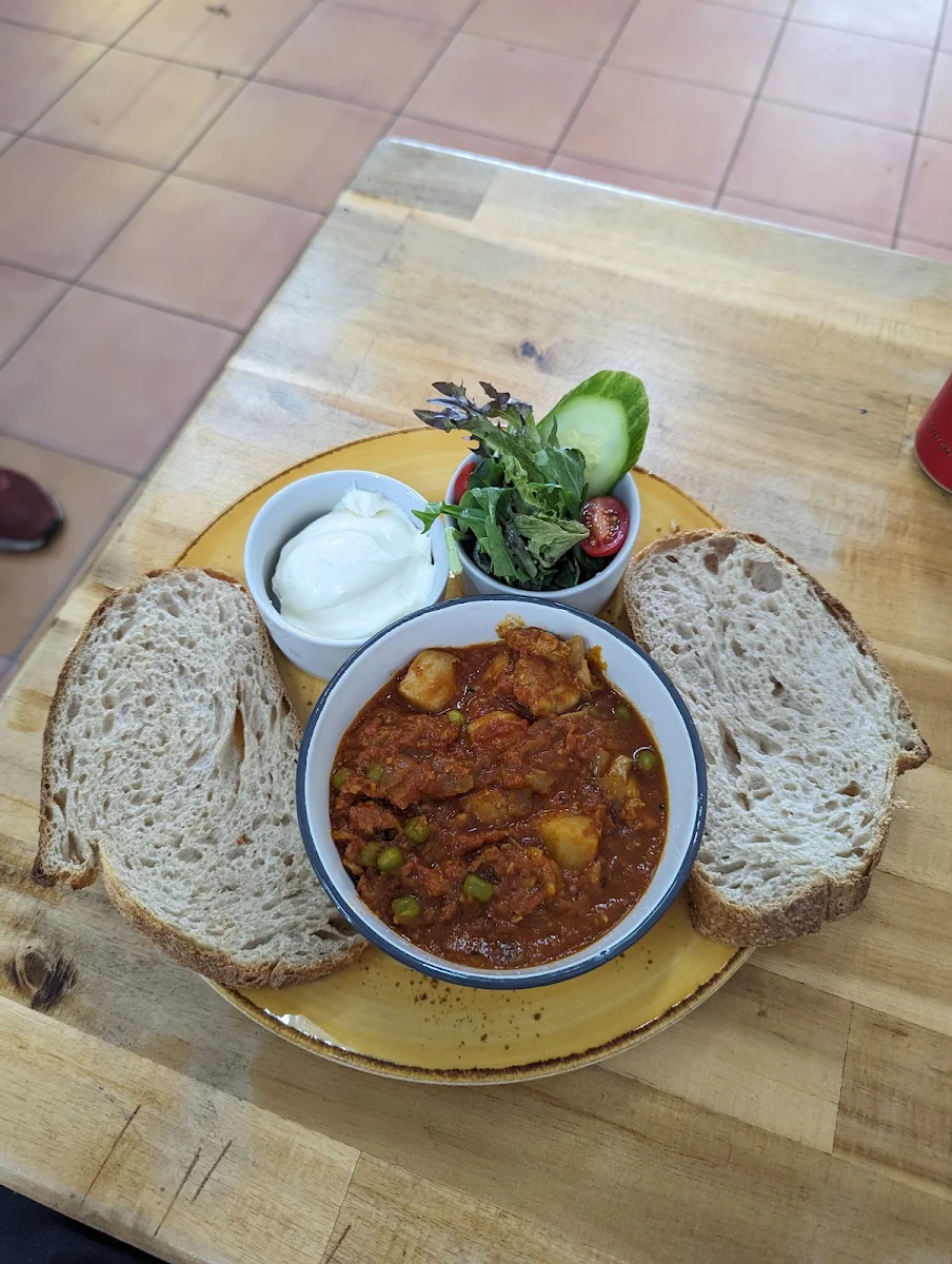 Highlights, Oscar's Bakery Cafe