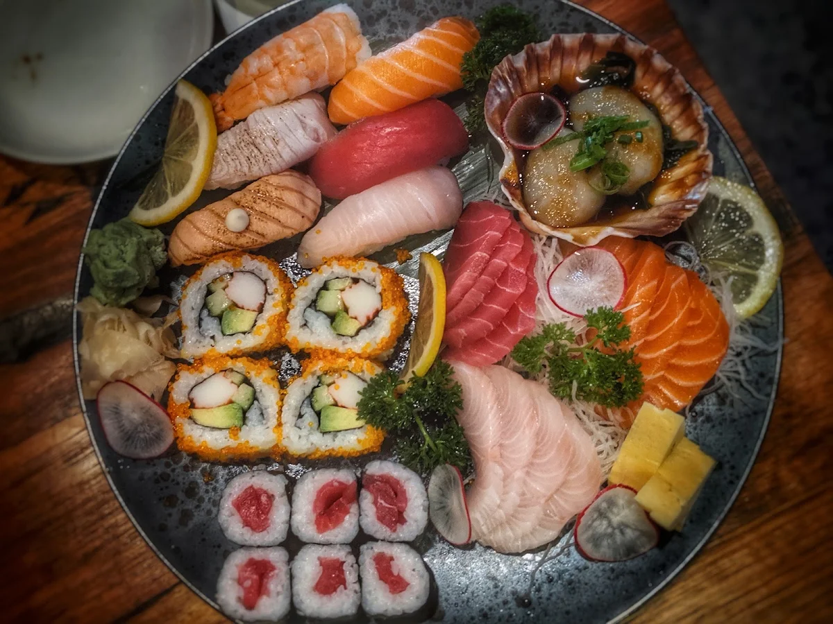 Sashimi Plate, Hachi Kichi