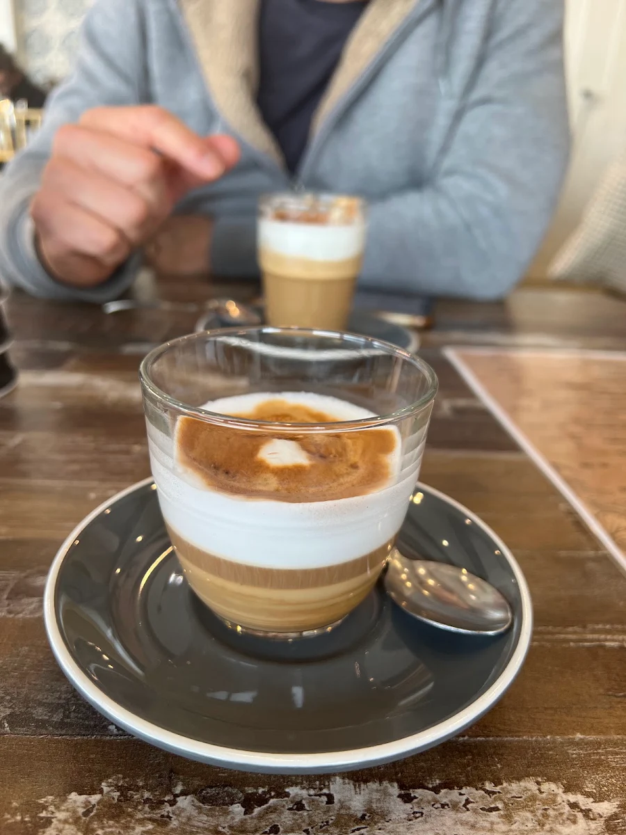 Macchiato, Sultano cafe