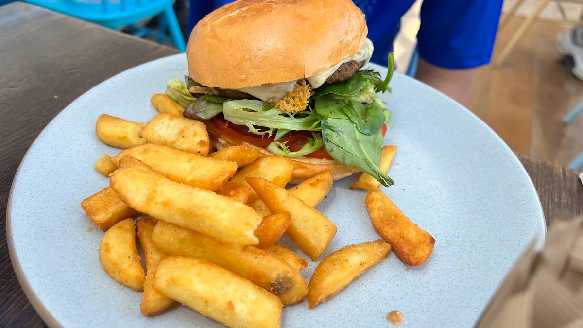 Highlights, Inner Cravings Cafe